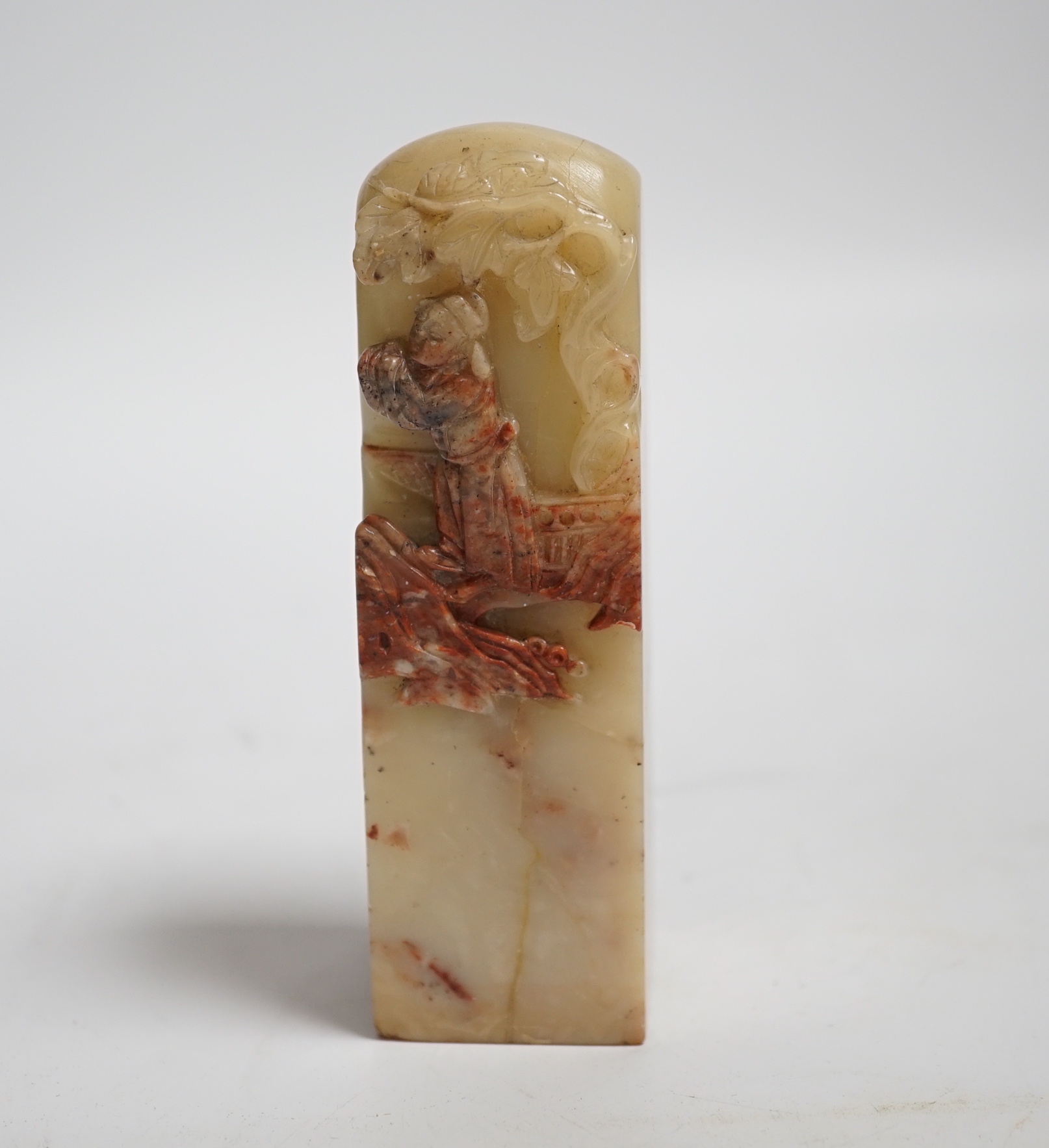 A Chinese soapstone seal, Qing dynasty, 11cm
